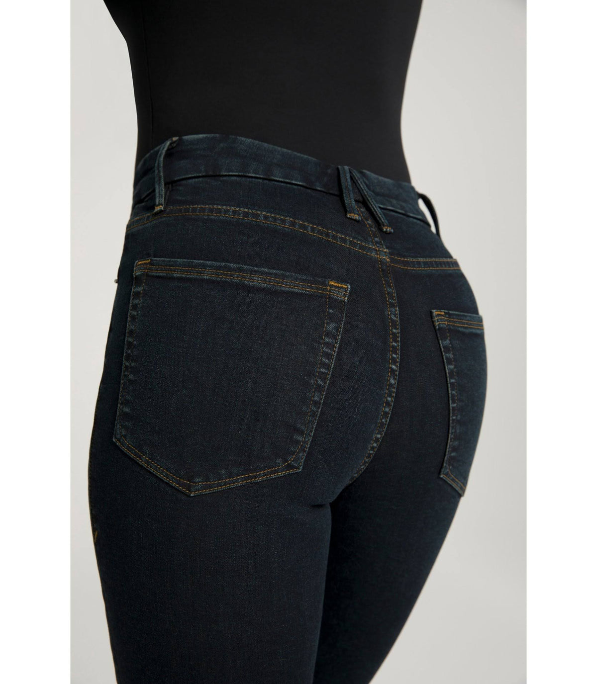 Blue474 / 2 Good Waist Jeans W8689
