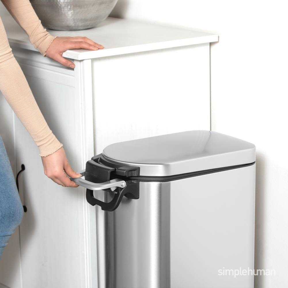 X-Large Stainless Steel Pet Food Can K239191