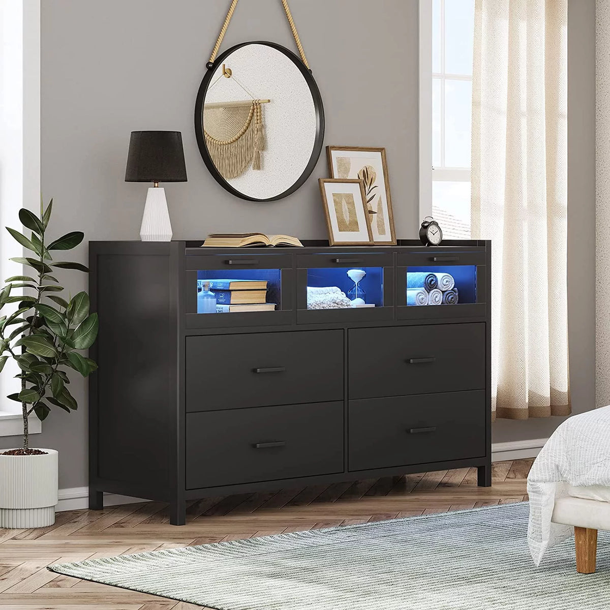 White 7 Drawer Wooden Dresser N605