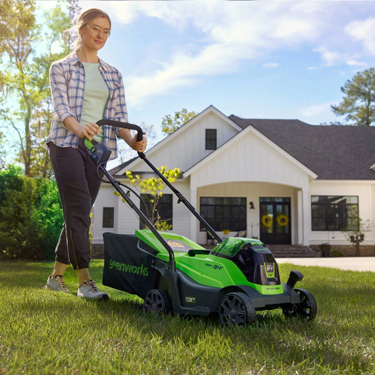 24V 13 Brushless Lawn Mower T874