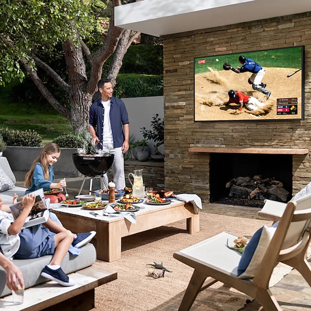 55" QLED 4K UHD HDR Smart TV R549826