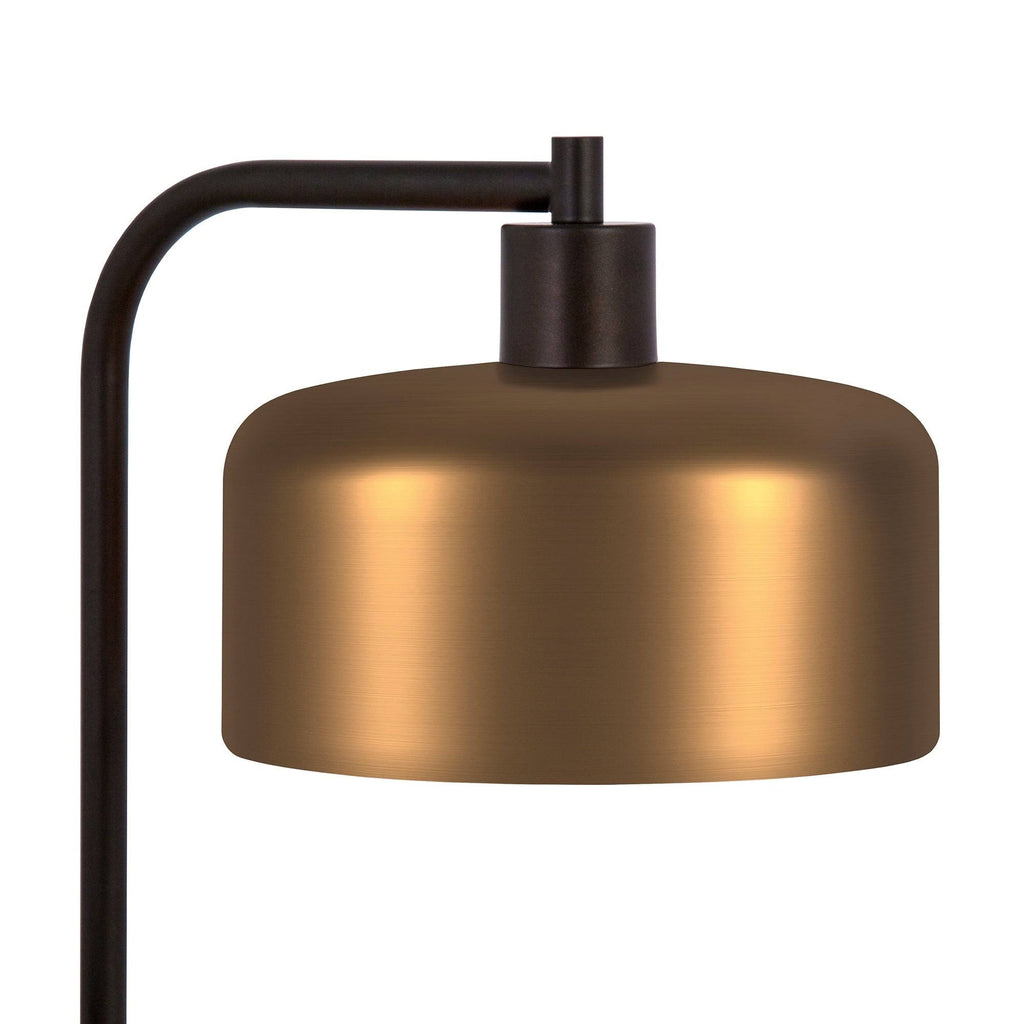 Antique Brass Table Lamp Q23144