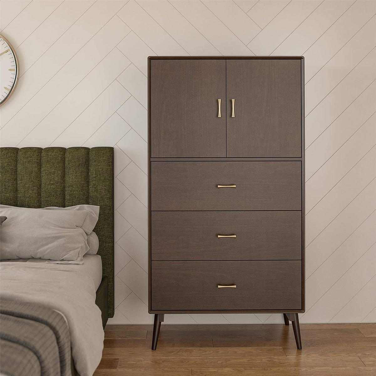Walnut Bar Cabinet R9467
